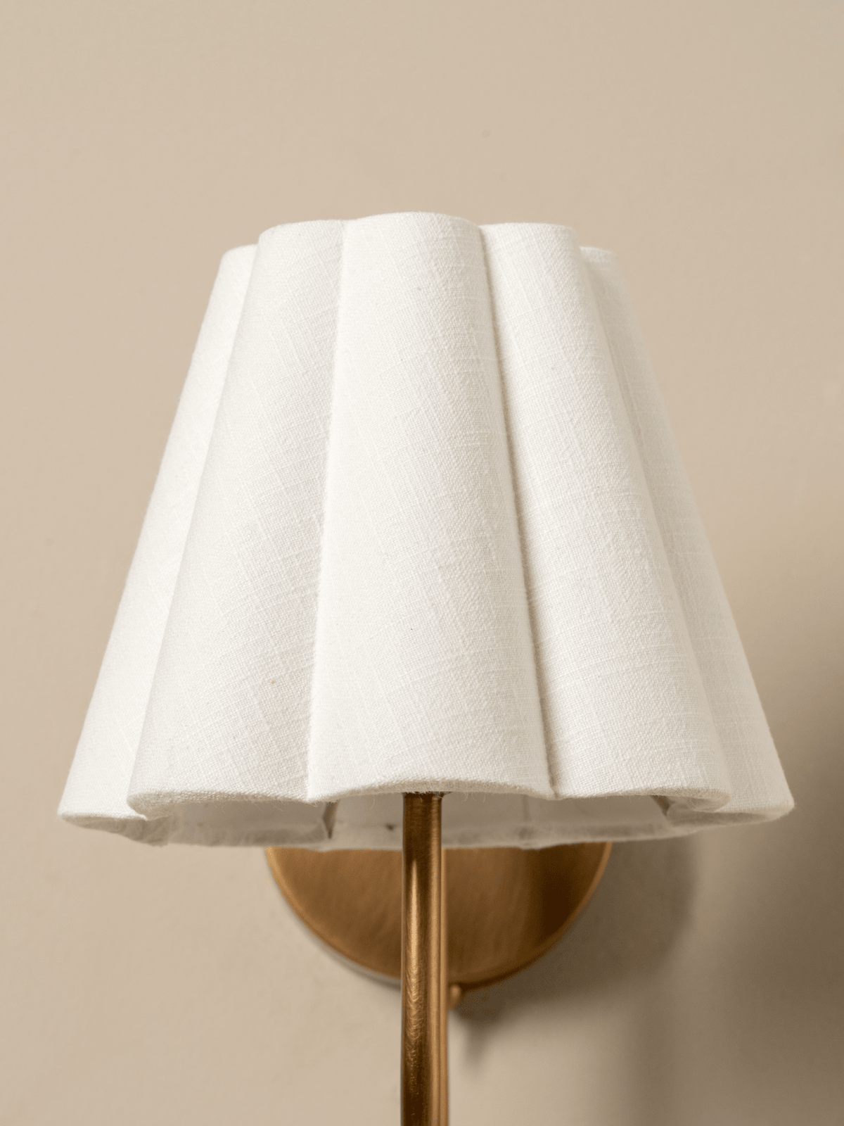 Aston Aged Brass Wall Light - Lights&Lamps Loom Collection Dubai
