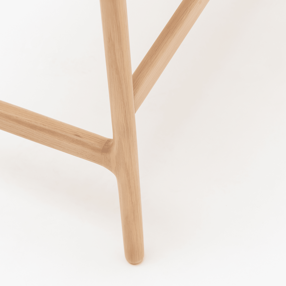 Author Desk - Blonde Oak - Desks Tolv Loom Collection Dubai