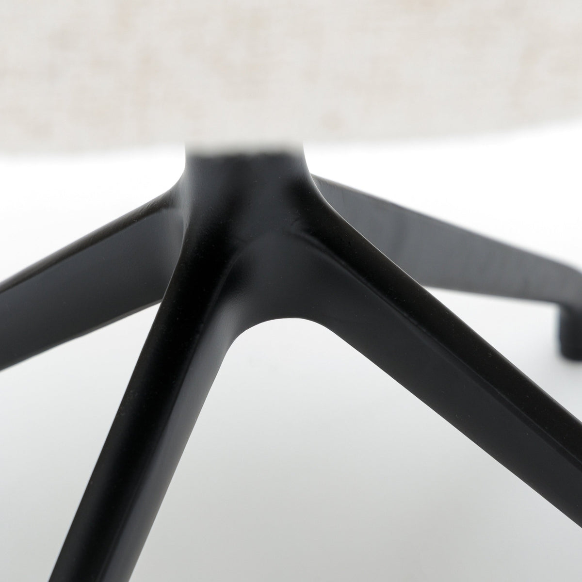 Axel Swivel Chair - Oat