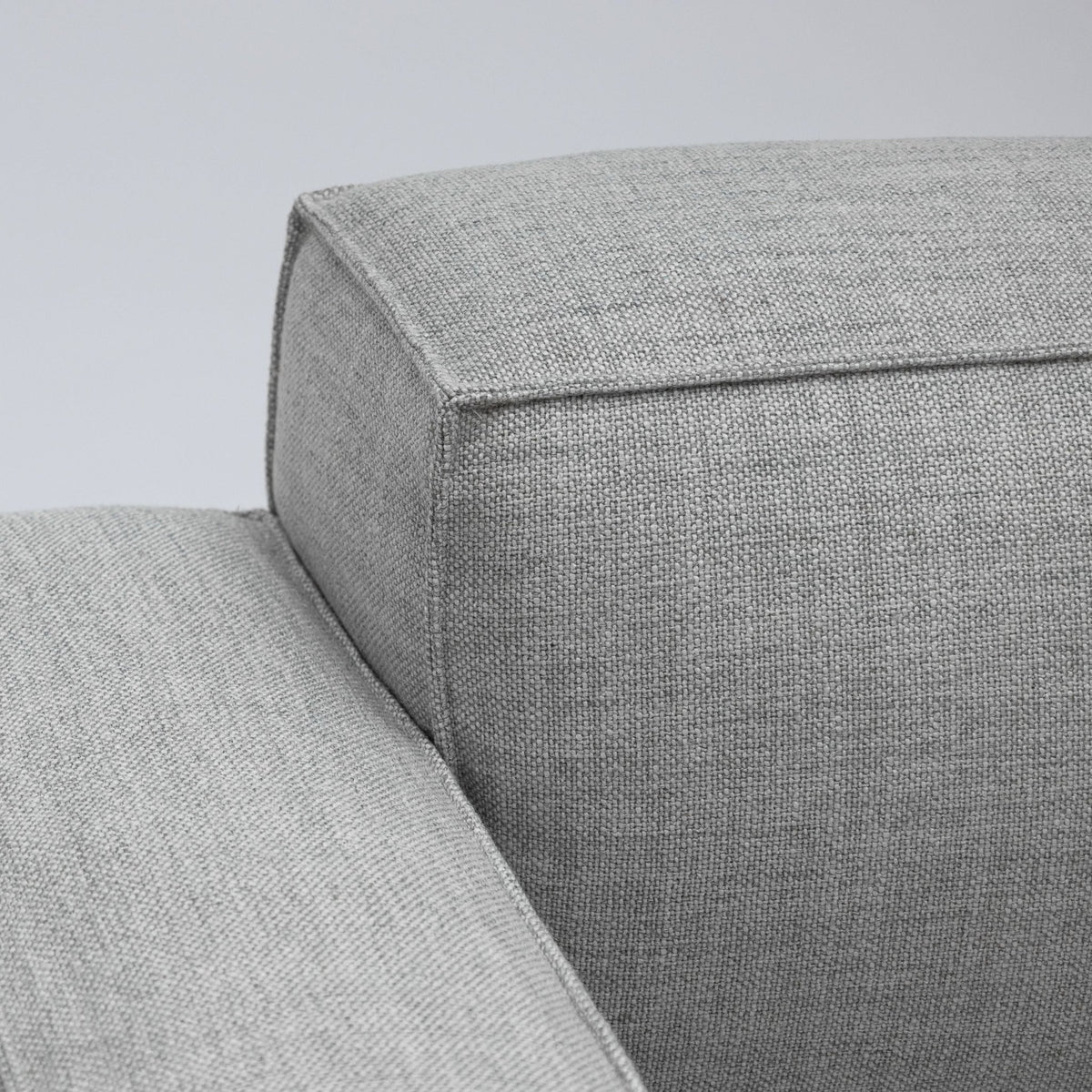 Baker Sectional - Diamond - Modular Sofas Tolv Loom Collection Dubai