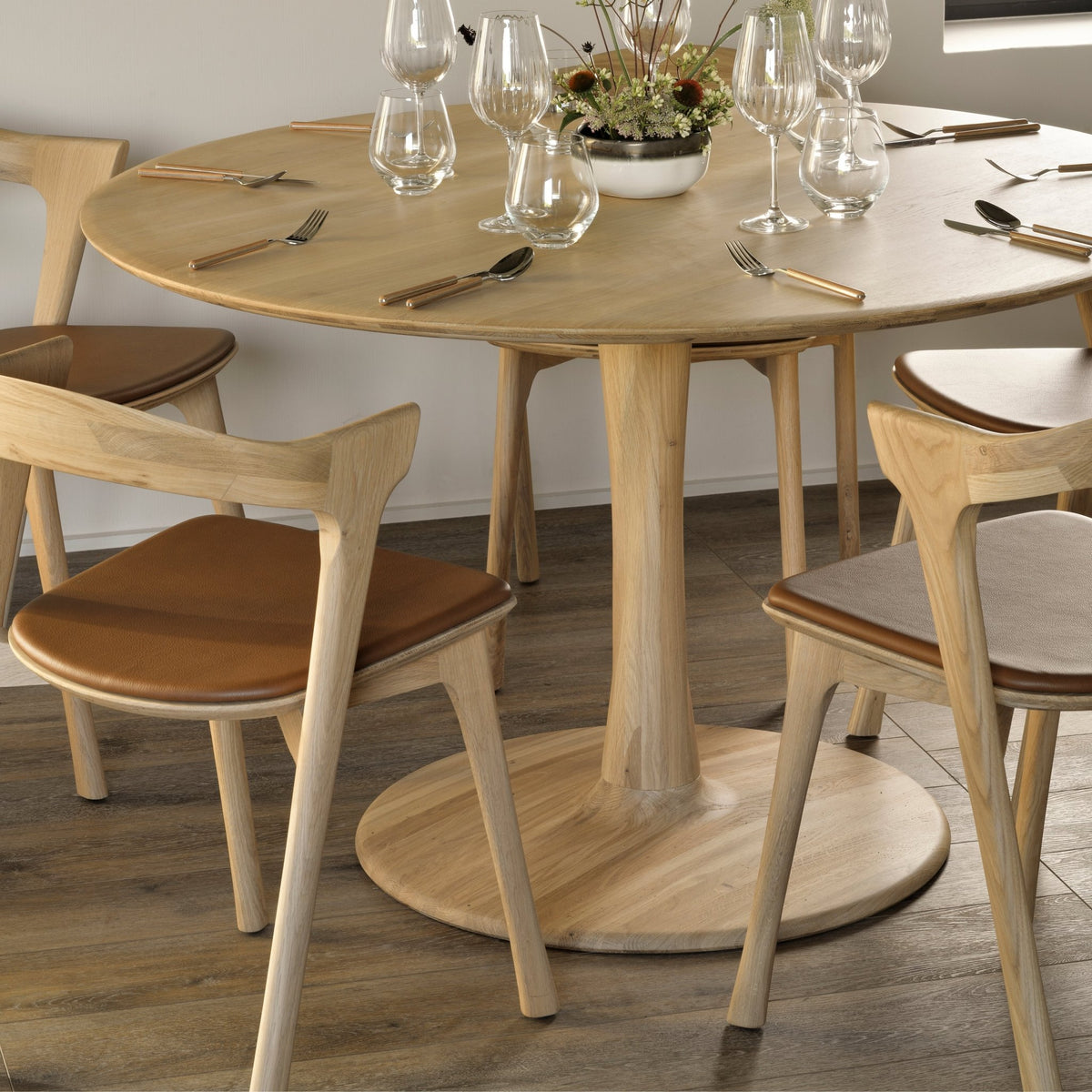 Bok Dining Chair - Varnished Oak - Cognac Leather