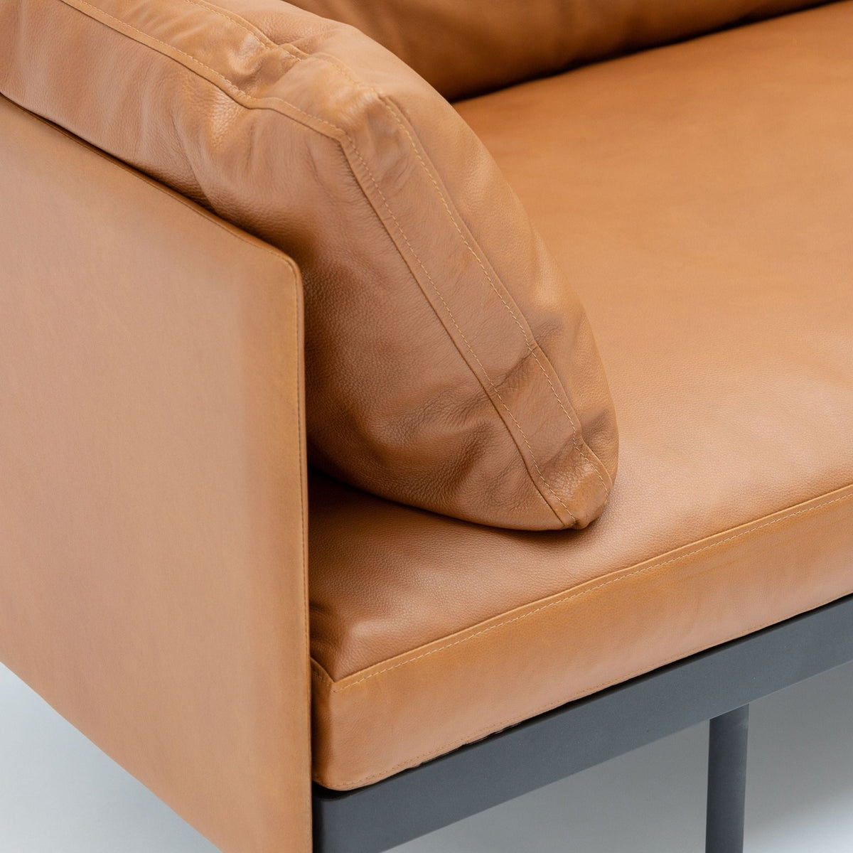 Bureau 240 Sofa - Heritage Saddle - Sofa Natadora Loom Collection Dubai