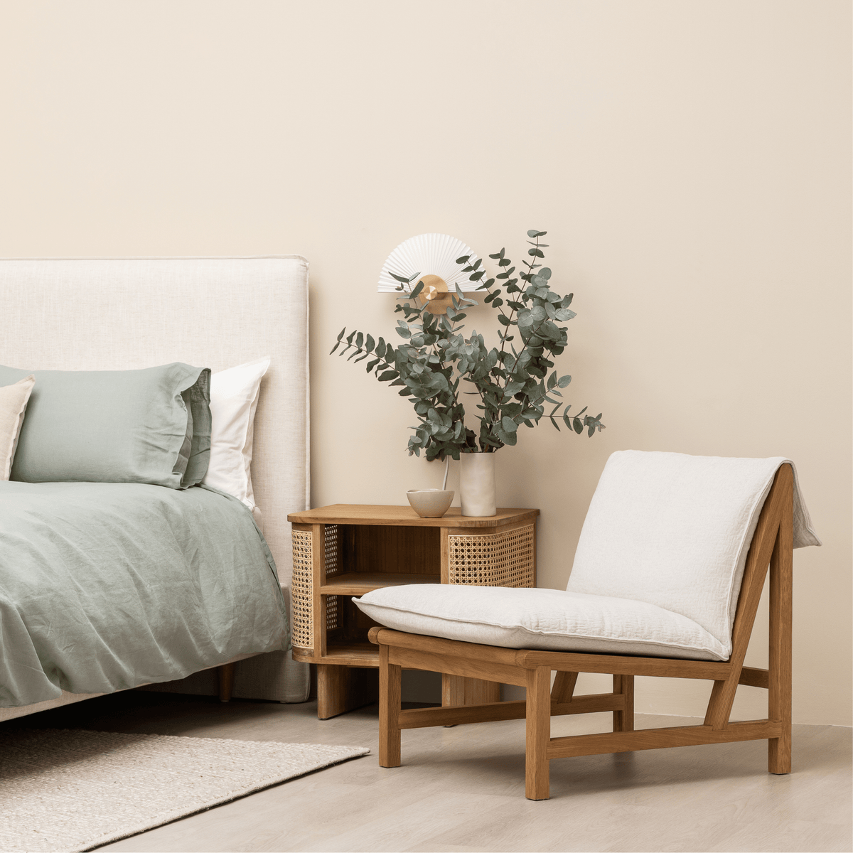 Cantaloupe Chair - Light Oak & Macadamia