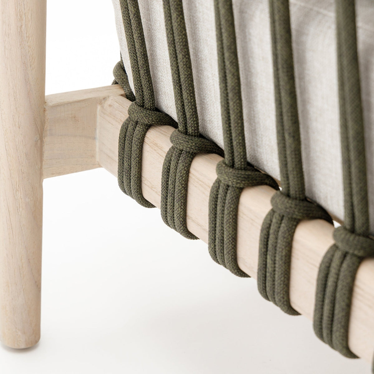Capri Lounge Chair