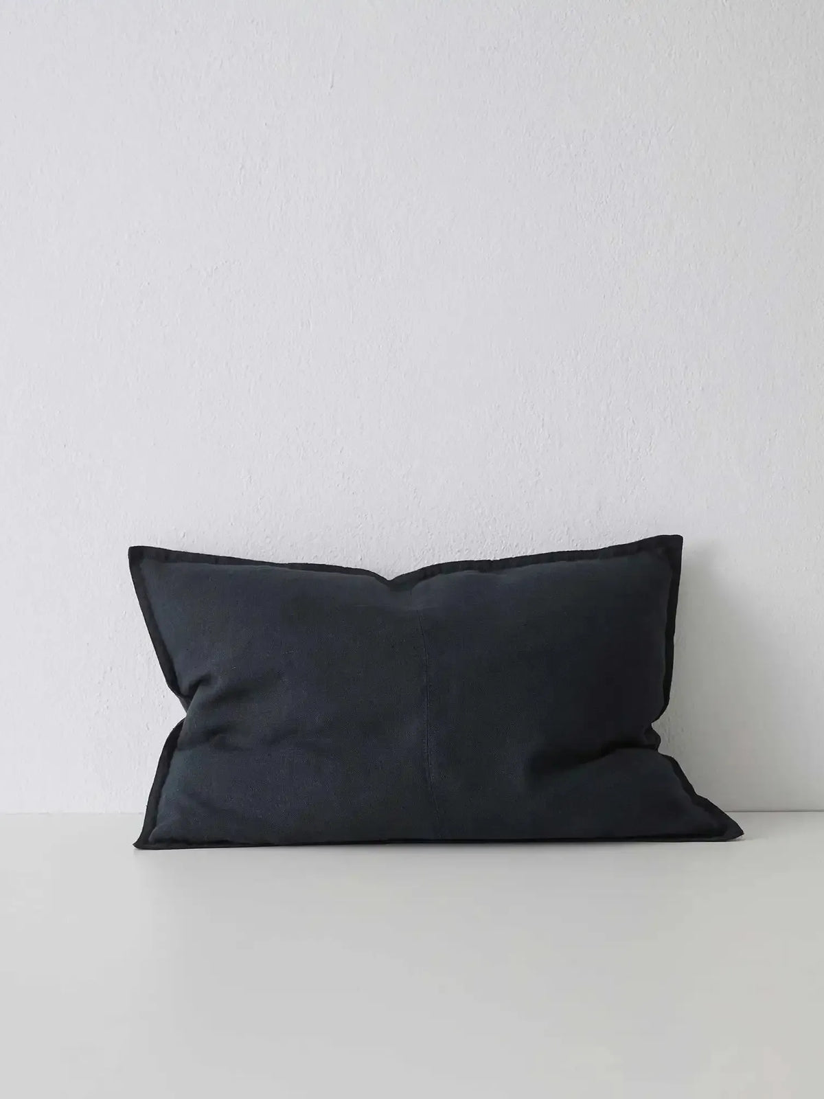 Como Lumbar Cushion - Shadow