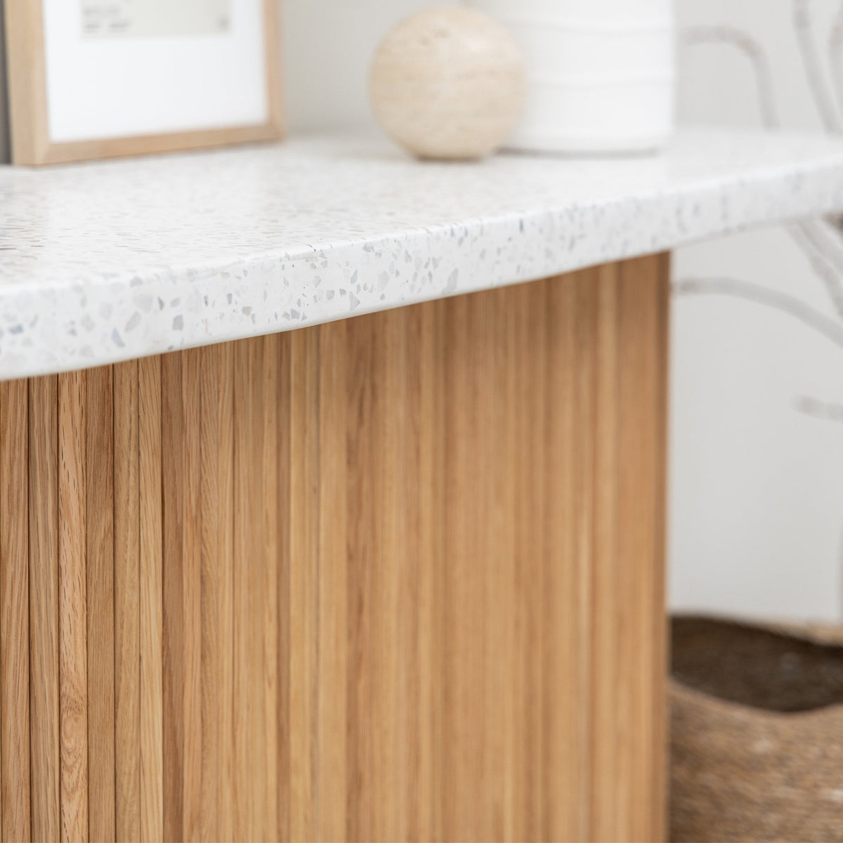 Gion Console 140 - Light Oak & Nougat