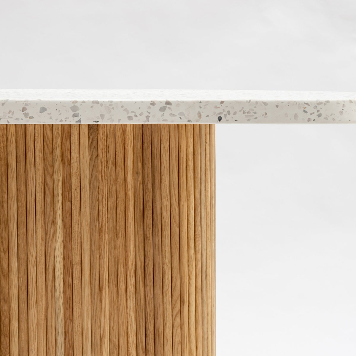 Gion Console 140 - Light Oak & Nougat