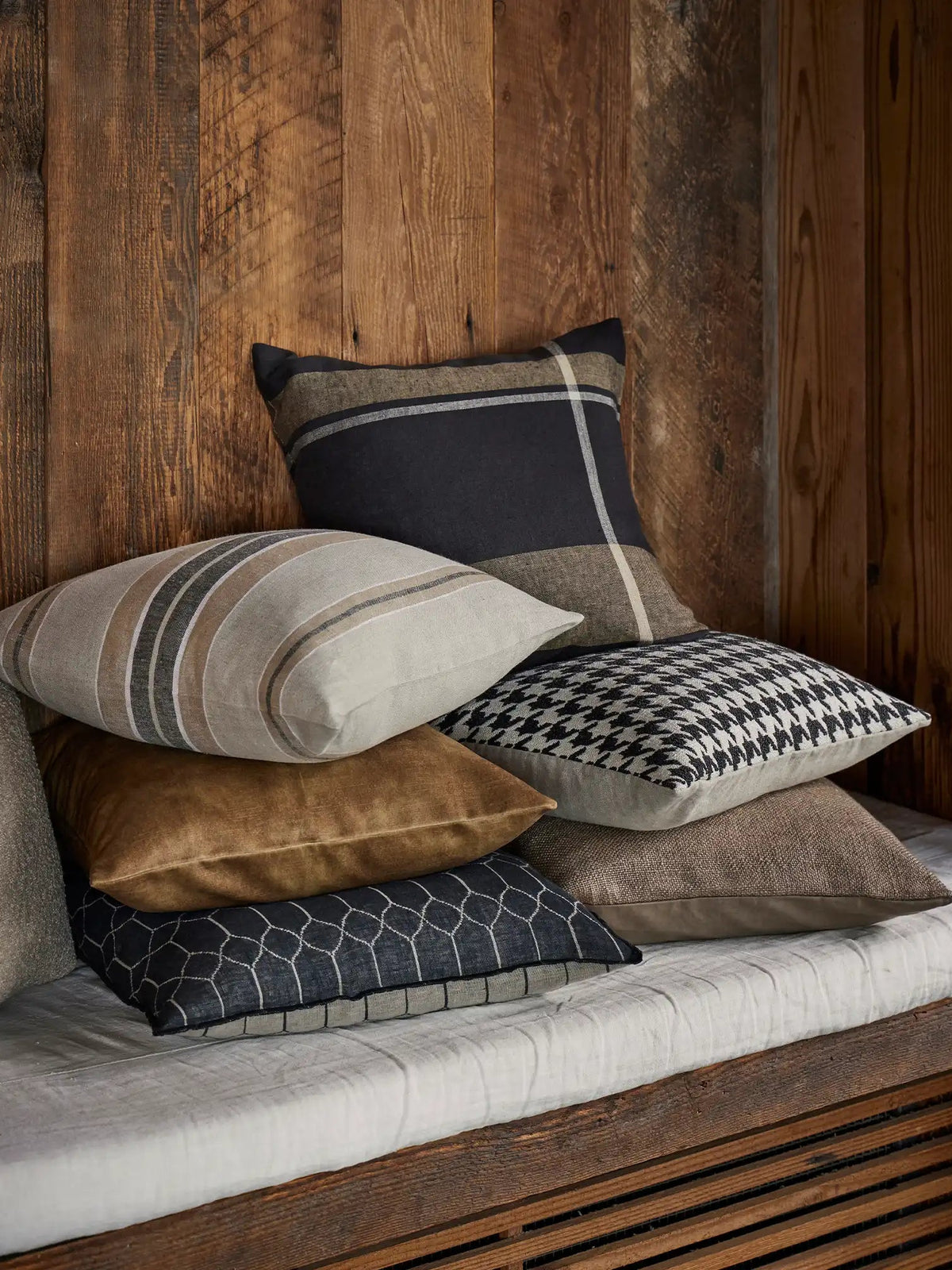Giovanni 50Cm Cushion - Midnight