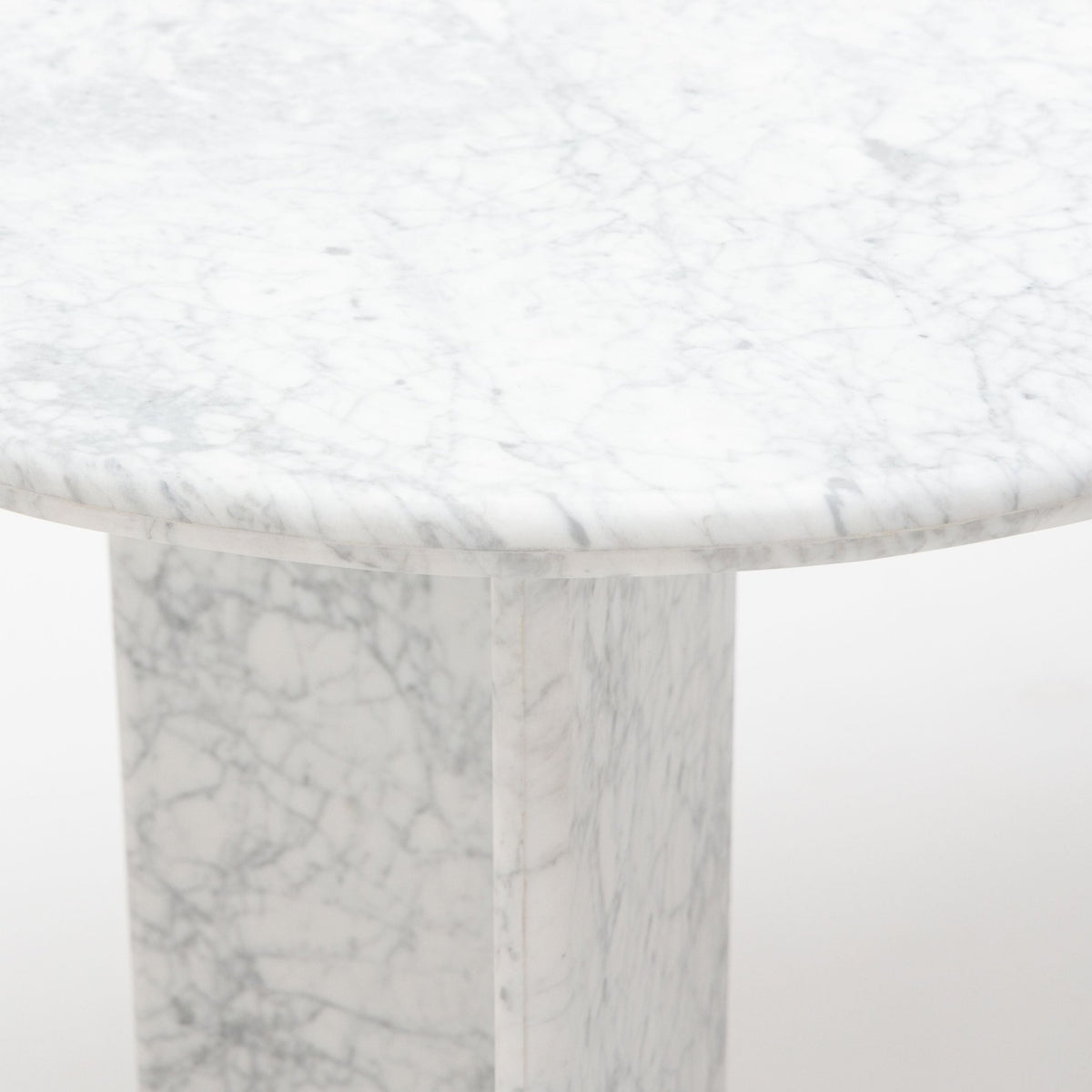 Haven Dining Table - Oval Dining Tables Loom Collection Loom Collection Dubai