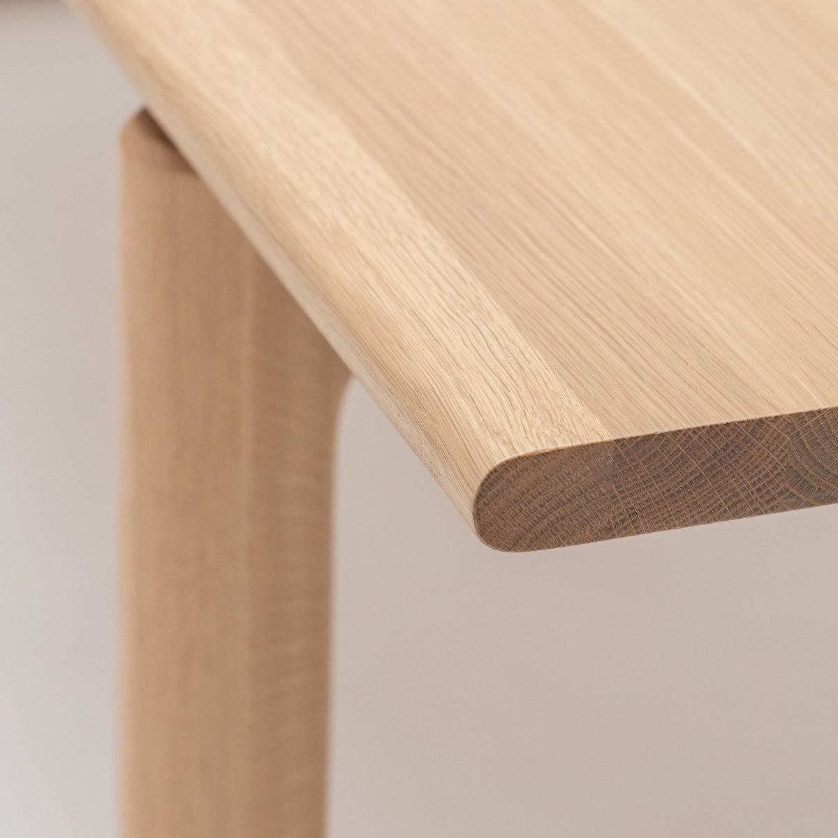 Hover Dining Table - Blonde Oak - Rectangular Dining Tables Tolv Loom Collection Dubai