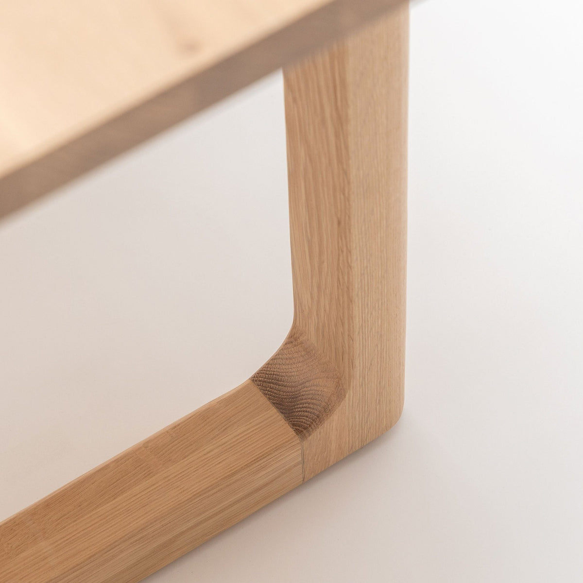 Hover Dining Table - Blonde Oak - Rectangular Dining Tables Tolv Loom Collection Dubai