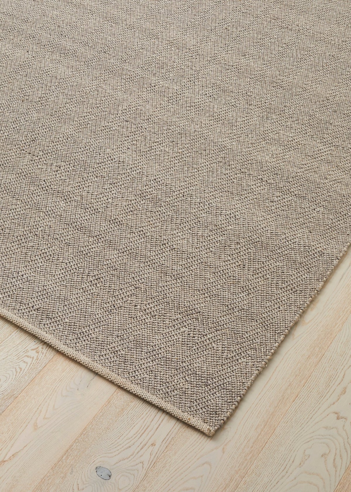 Matterhorn Rug - Basalt