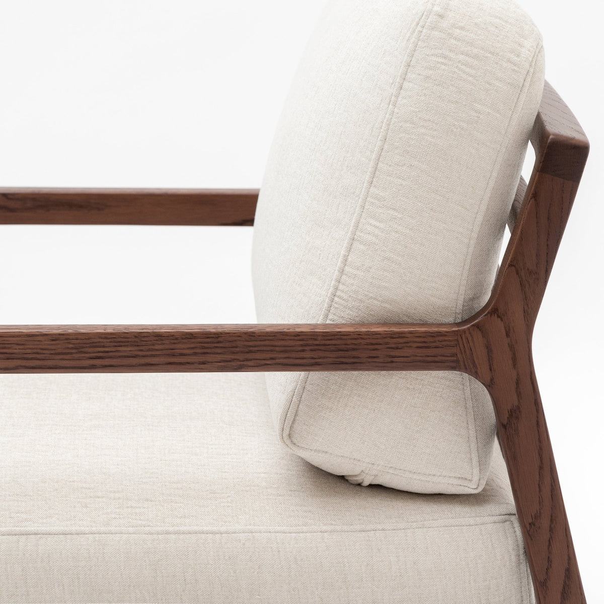 Nysse Armchair - Espresso Oak & Macadamia