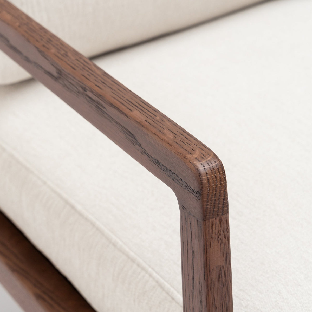 Nysse Armchair - Espresso Oak & Macadamia