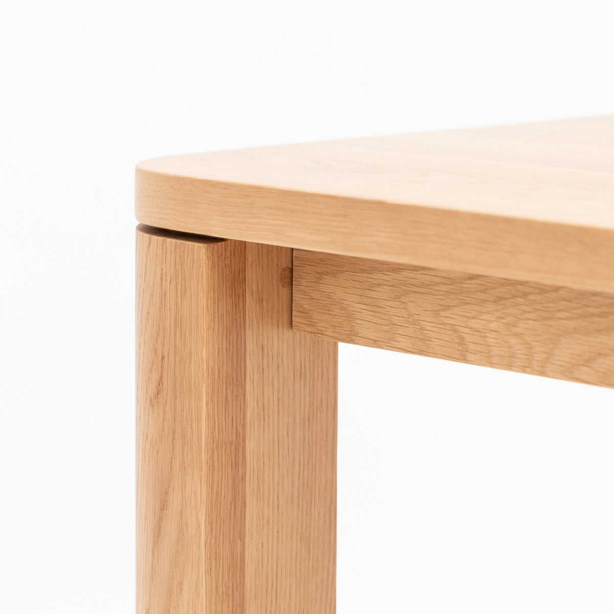 Oli Dining Table - Light Oak - Dining Tables Tolv Loom Collection Dubai