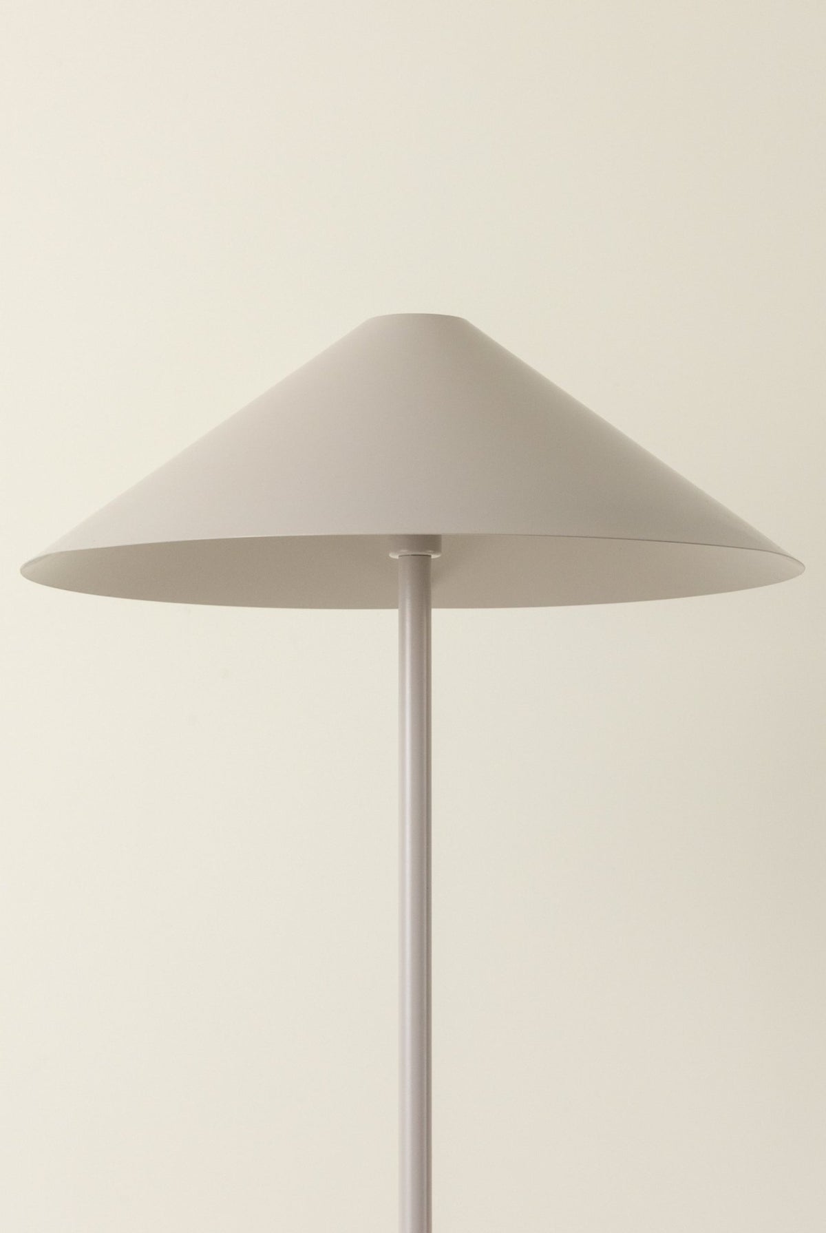 Orta - 1 Light Warm White Floor Lamp