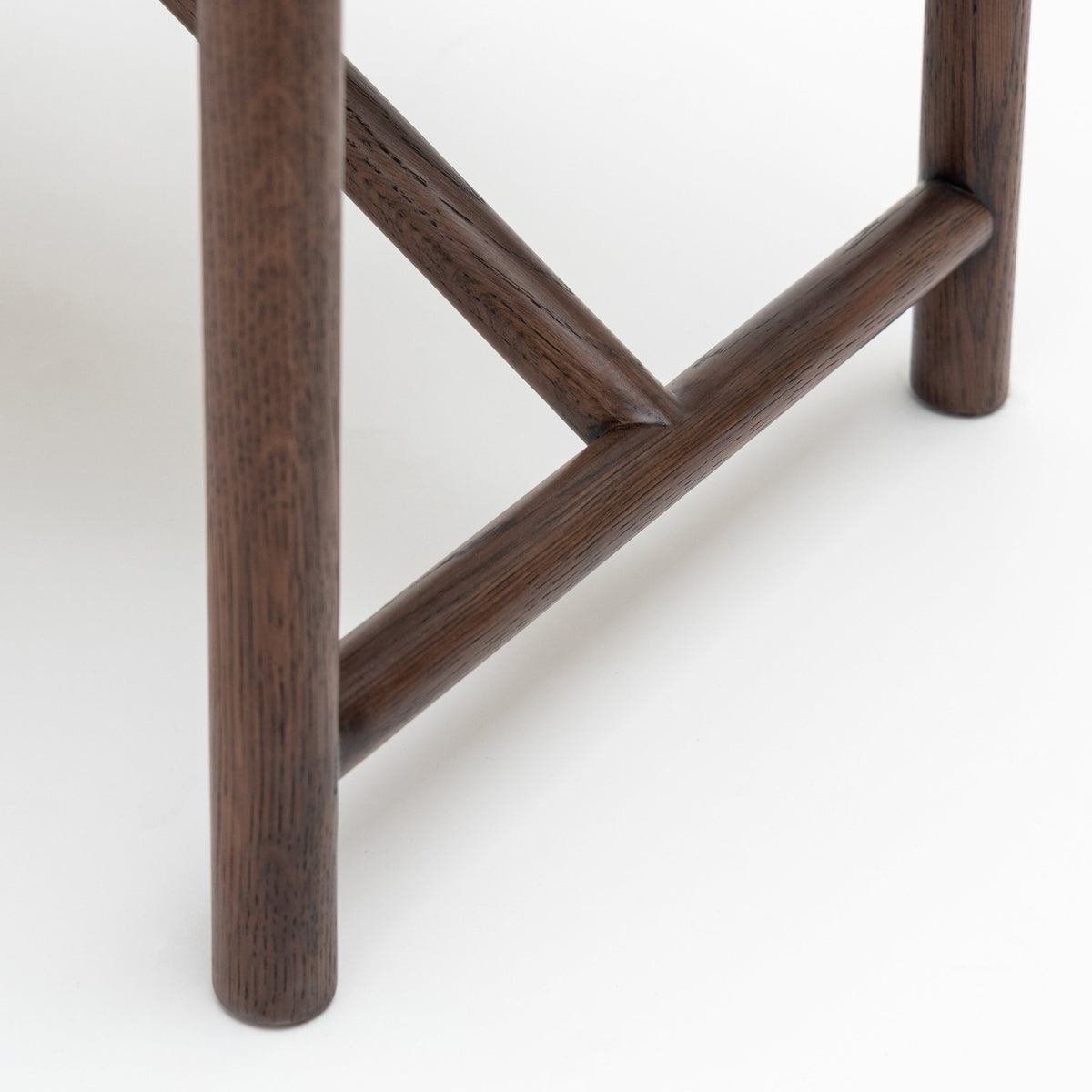 Osaka Bench - Espresso Oak & Colcha Candelabra