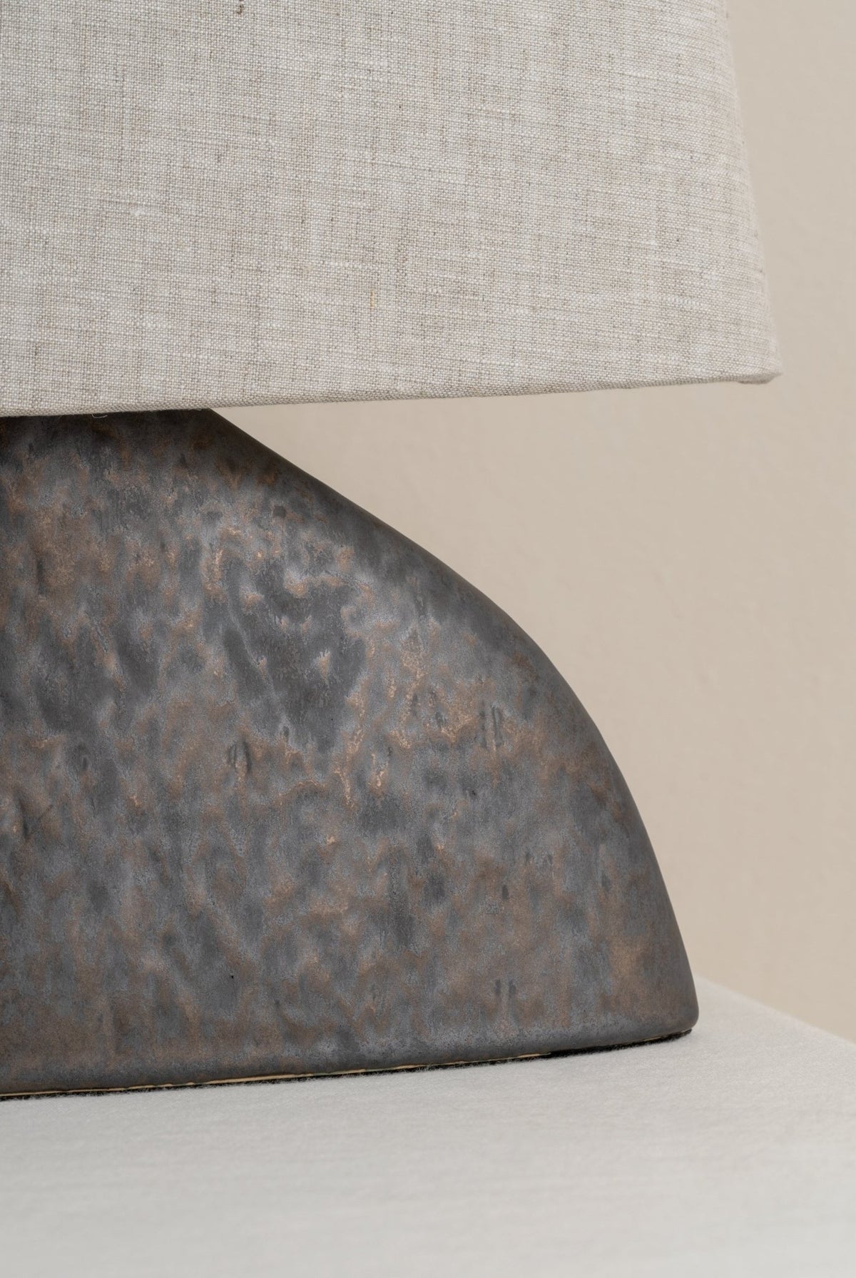 Pitti - Bronze Ceramic Table Lamp