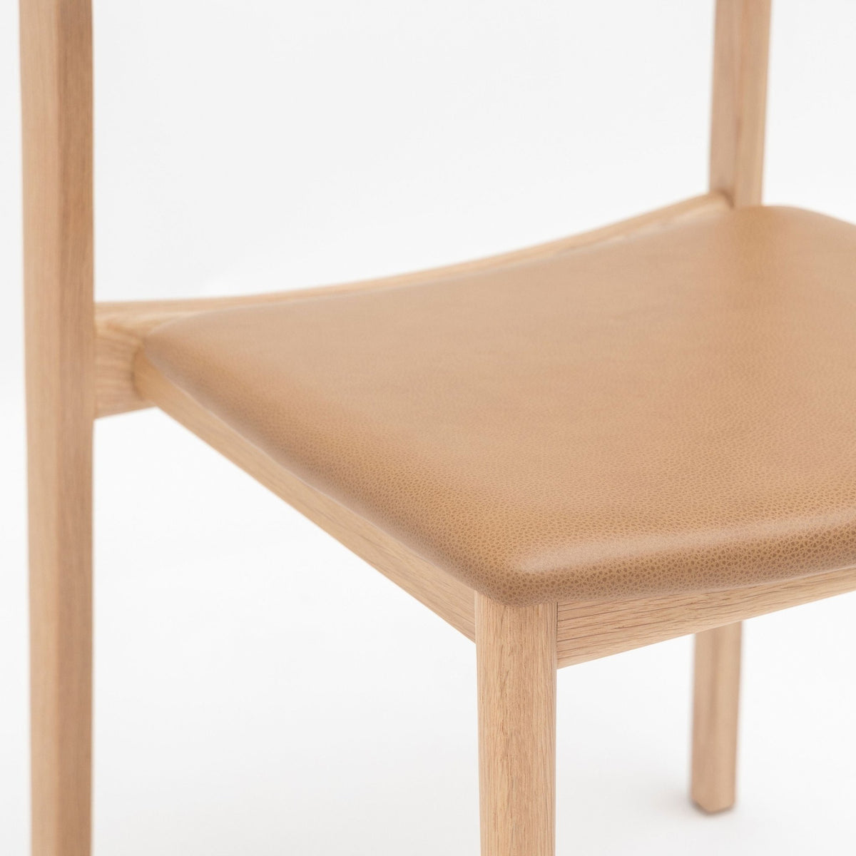 Poise Chair - Blonde Oak & Pecan Leather - Tolv Loom Collection Dubai