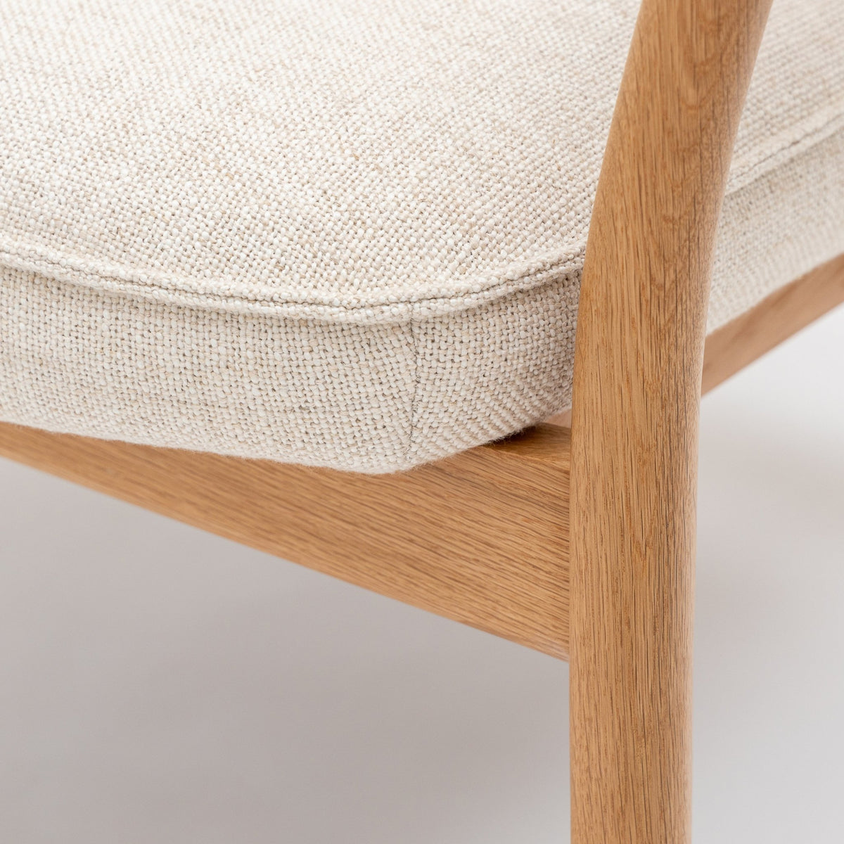 Poise Lounge Chair - Light Oak & Oatmeal