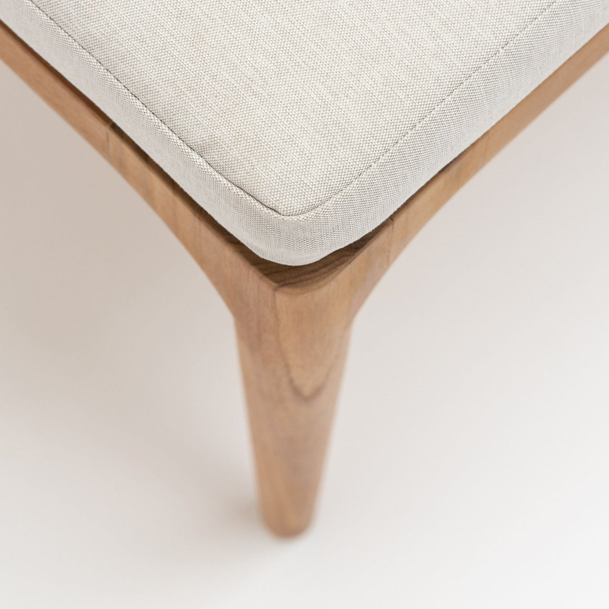 Sable Bench - Benches Loom Collection Loom Collection Dubai