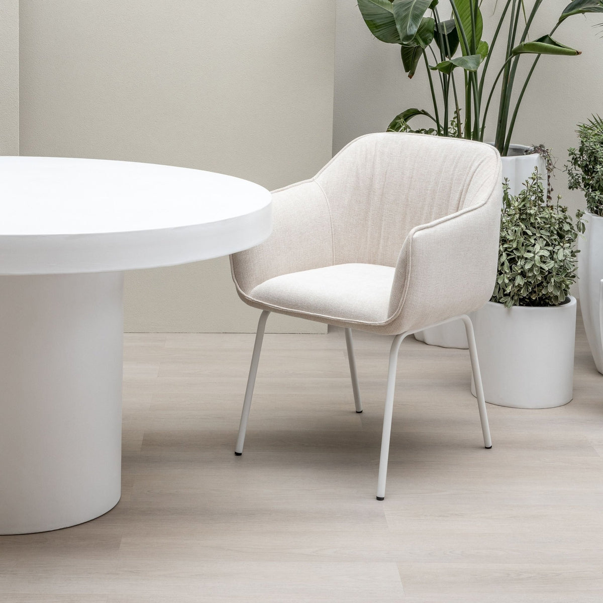 Sorento Round Dining Table - Chalk - Round Dining Tables Loom Collection Loom Collection Dubai