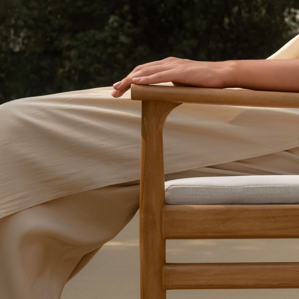 Tide Lounge Chair - Outdoor Occasional Chairs Loom Collection Loom Collection Dubai