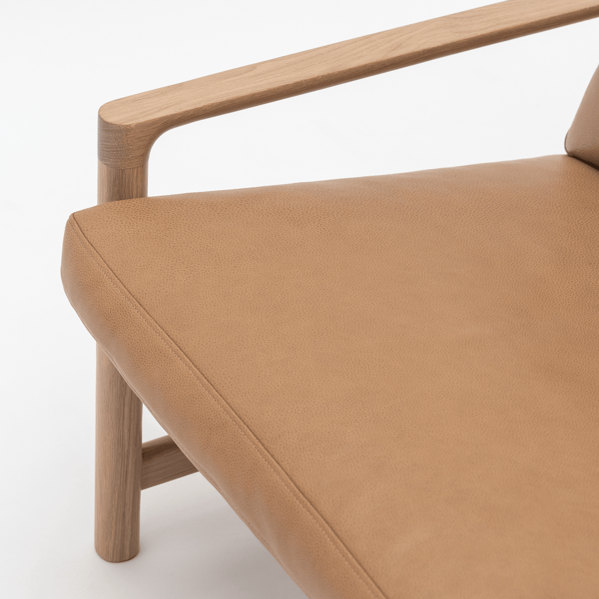 Troubadour Chair - Blonde Oak & Pecan Leather - Accent Chairs Natadora Loom Collection Dubai