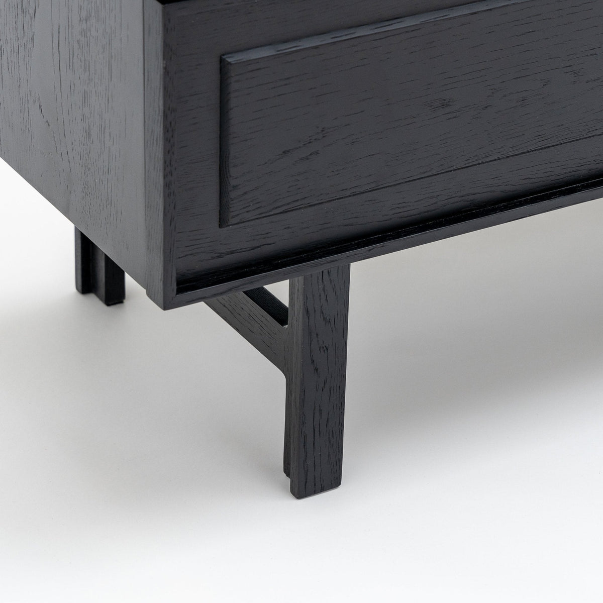 Yorke Highboard - Black Oak