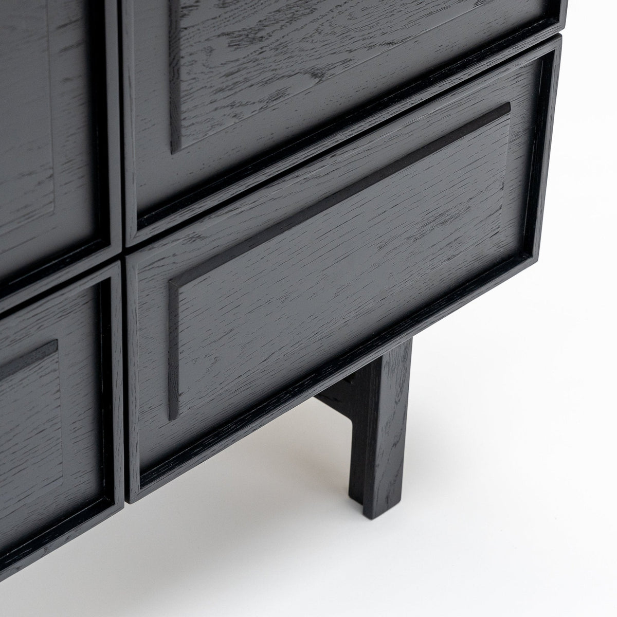Yorke Highboard - Black Oak
