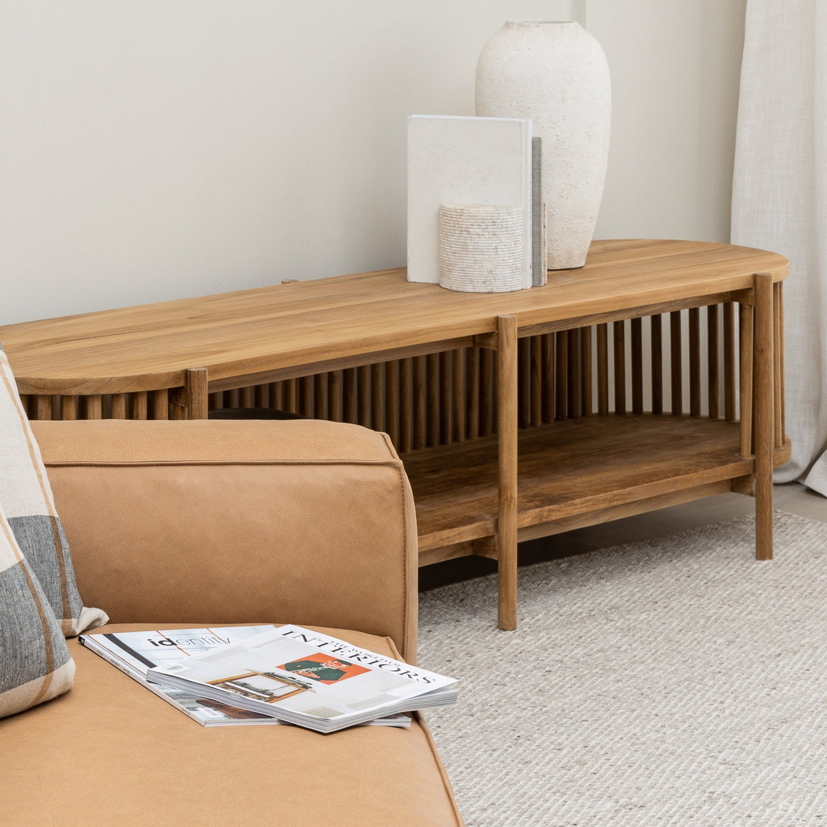 Zara Entertainment Unit - Natural