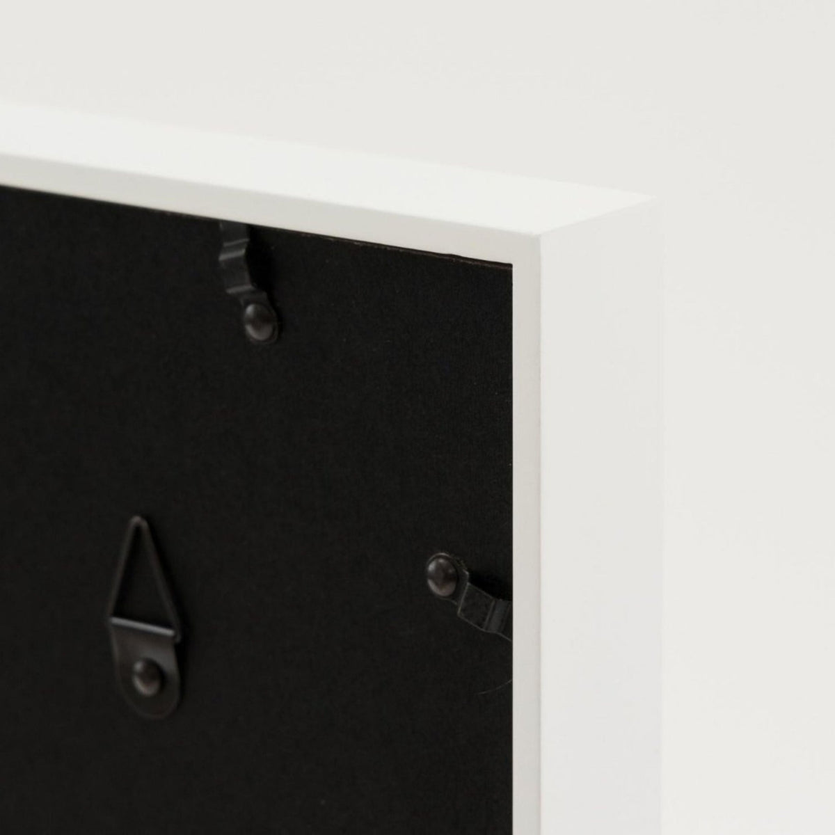 Amara A1 Poster Frame - Posters & Picture Frames Loom Collection Loom Collection Dubai