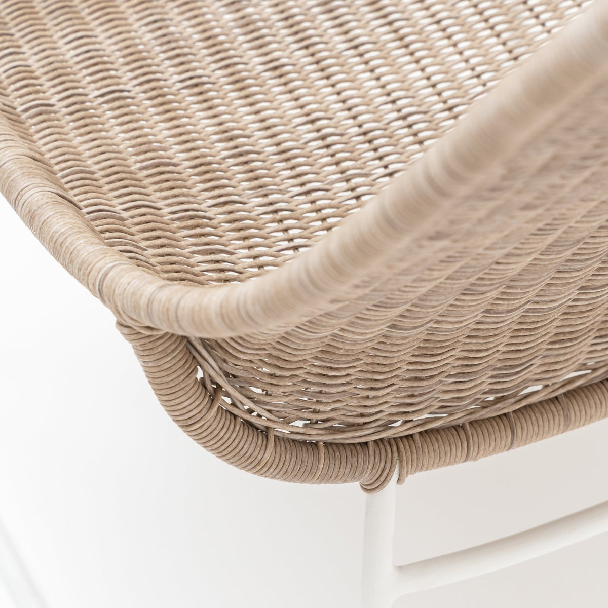 Byron Lounge Chair - Linen
