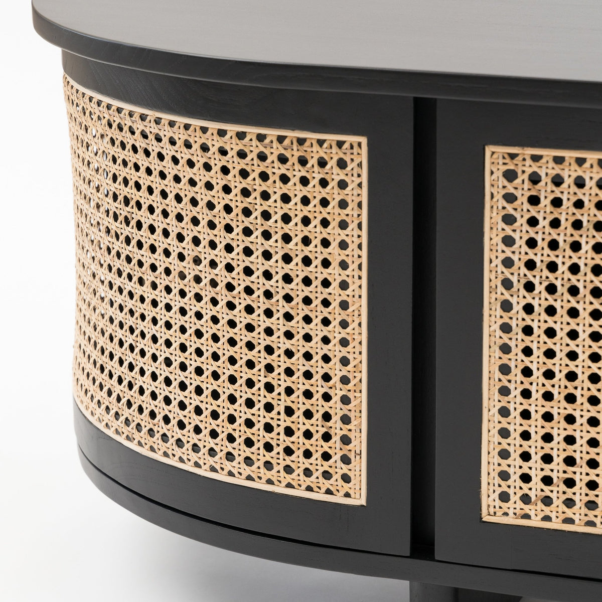 Cali Entertainment Unit - Black