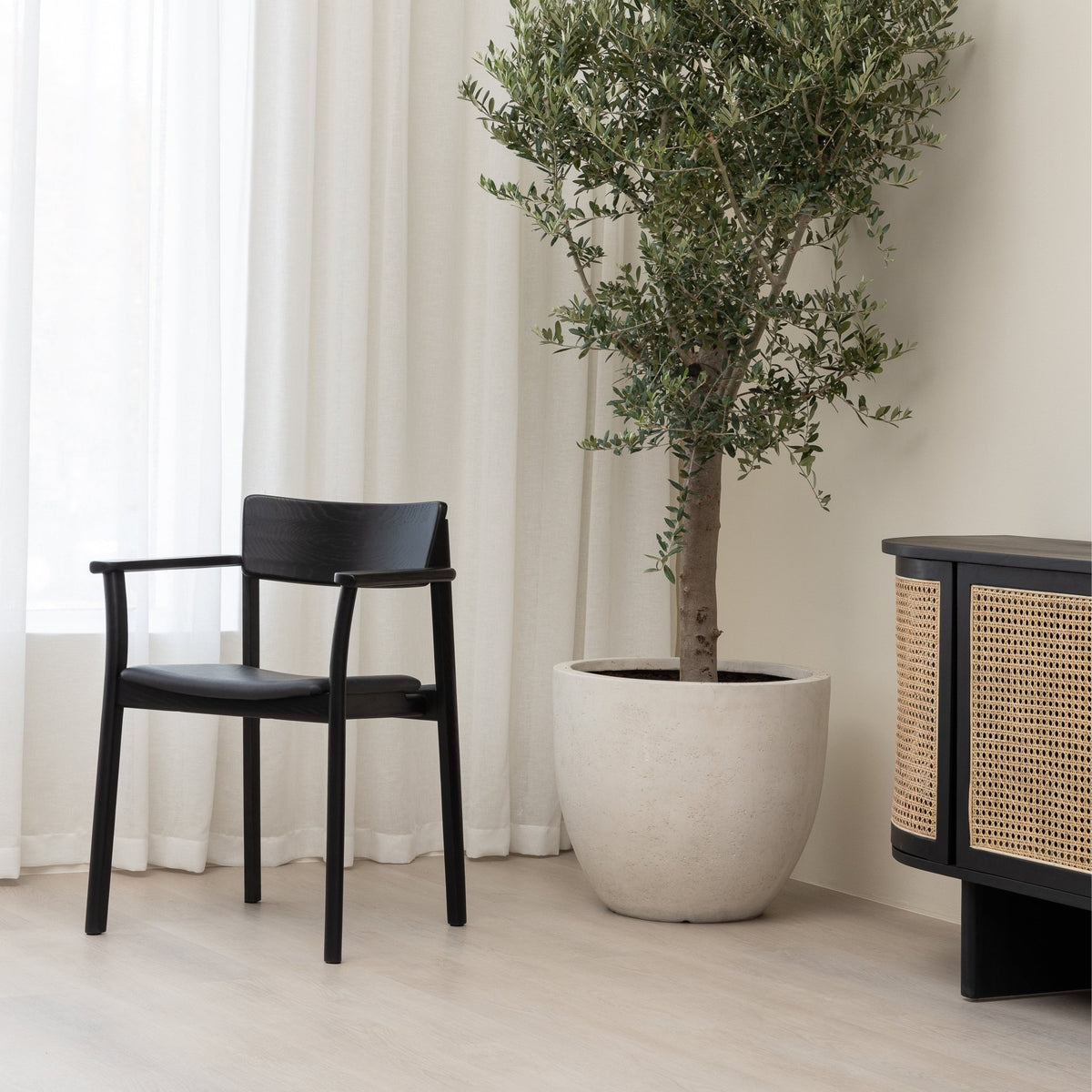 Cali Sideboard - Black
