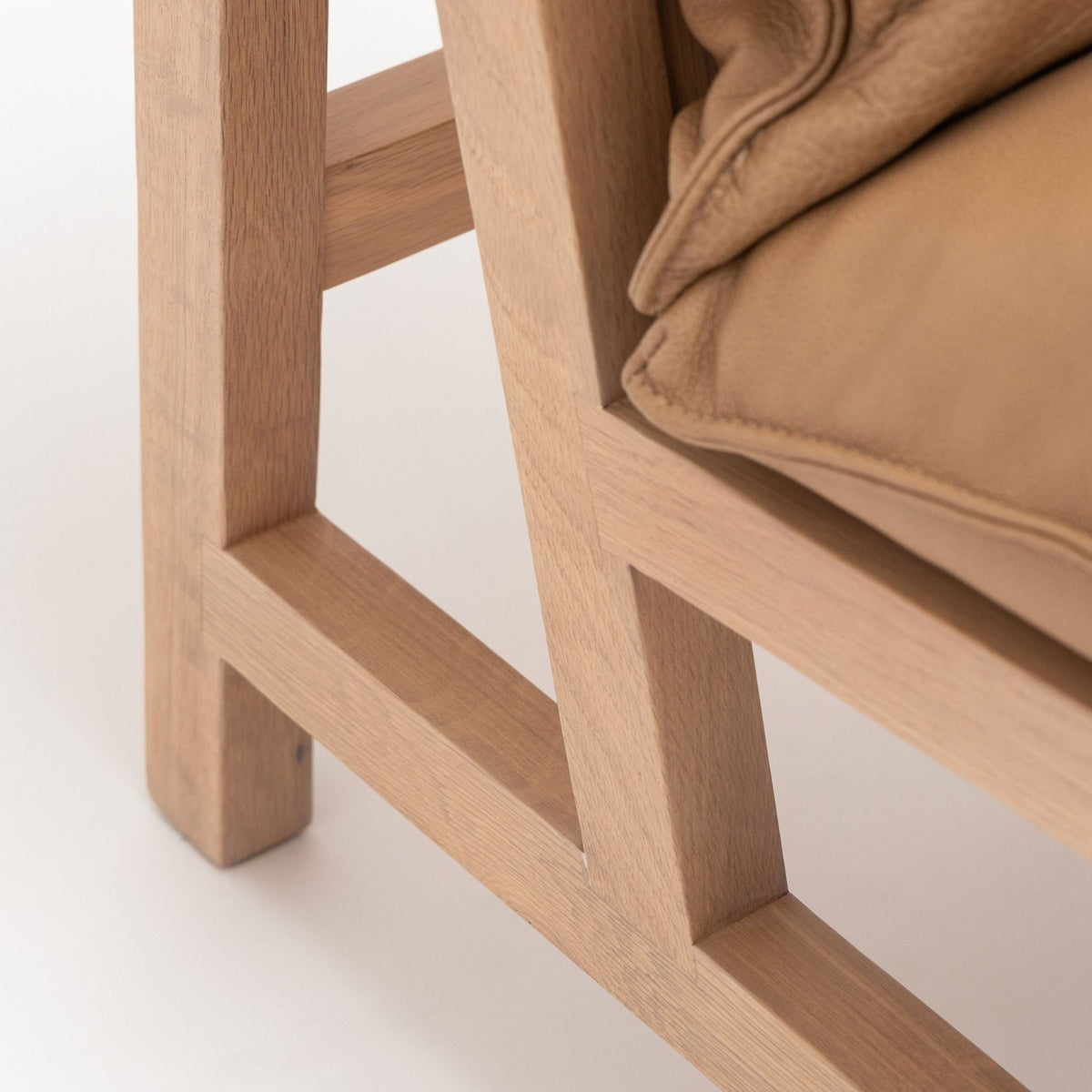 Cantaloupe Chair - Blonde Oak & Pecan Leather - Tolv Loom Collection Dubai
