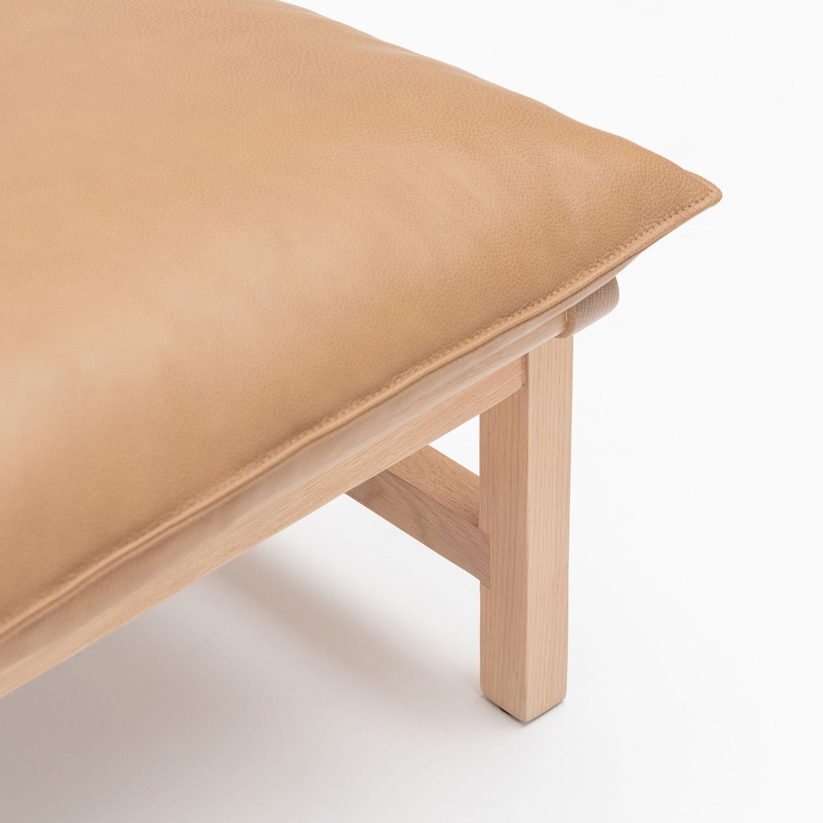 Cantaloupe Chair - Blonde Oak & Pecan Leather - Tolv Loom Collection Dubai