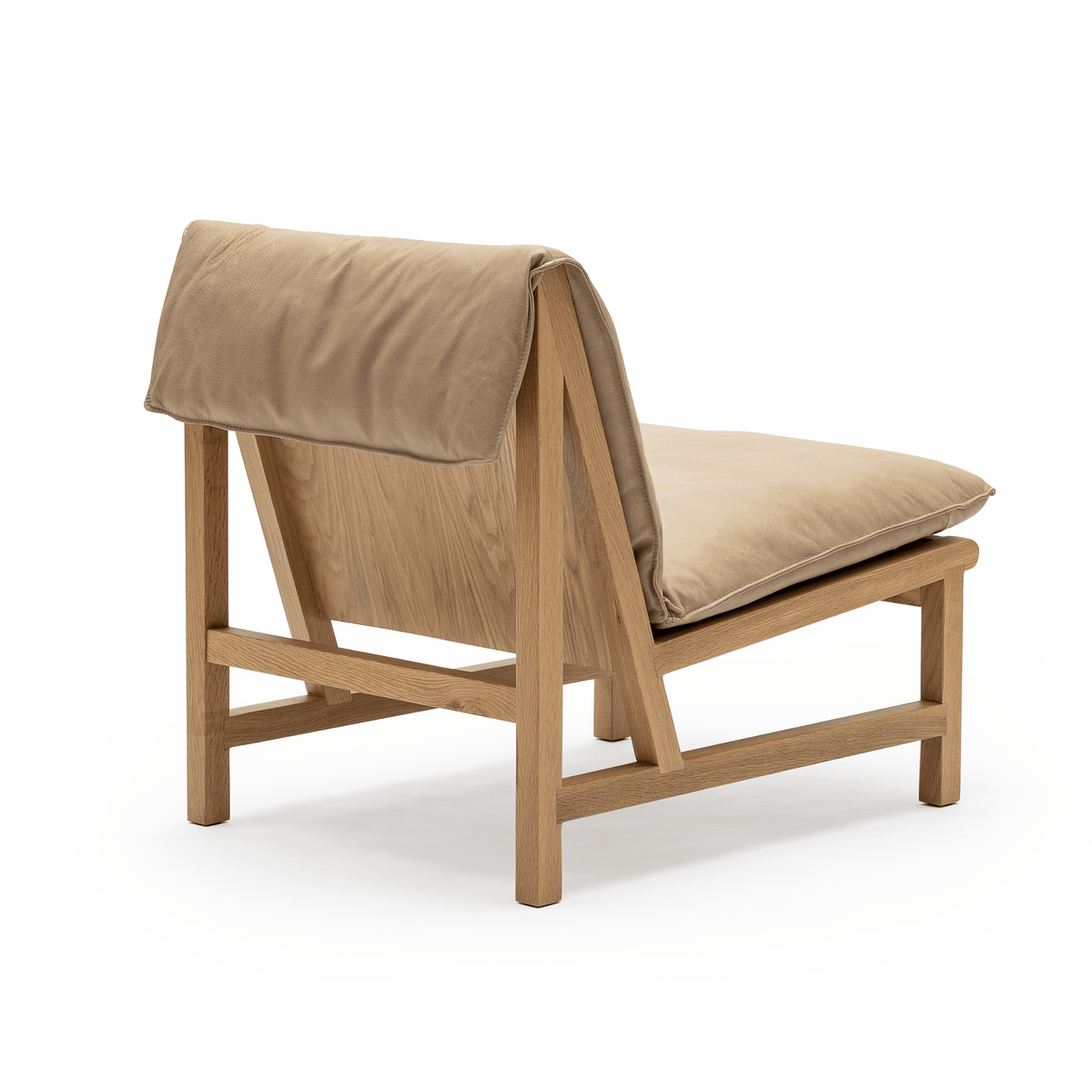 Cantaloupe Chair - Light Oak & Desert