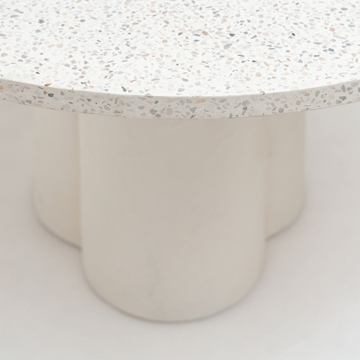 Celine Dining Table - Round Dining Tables Loom Collection Loom Collection Dubai