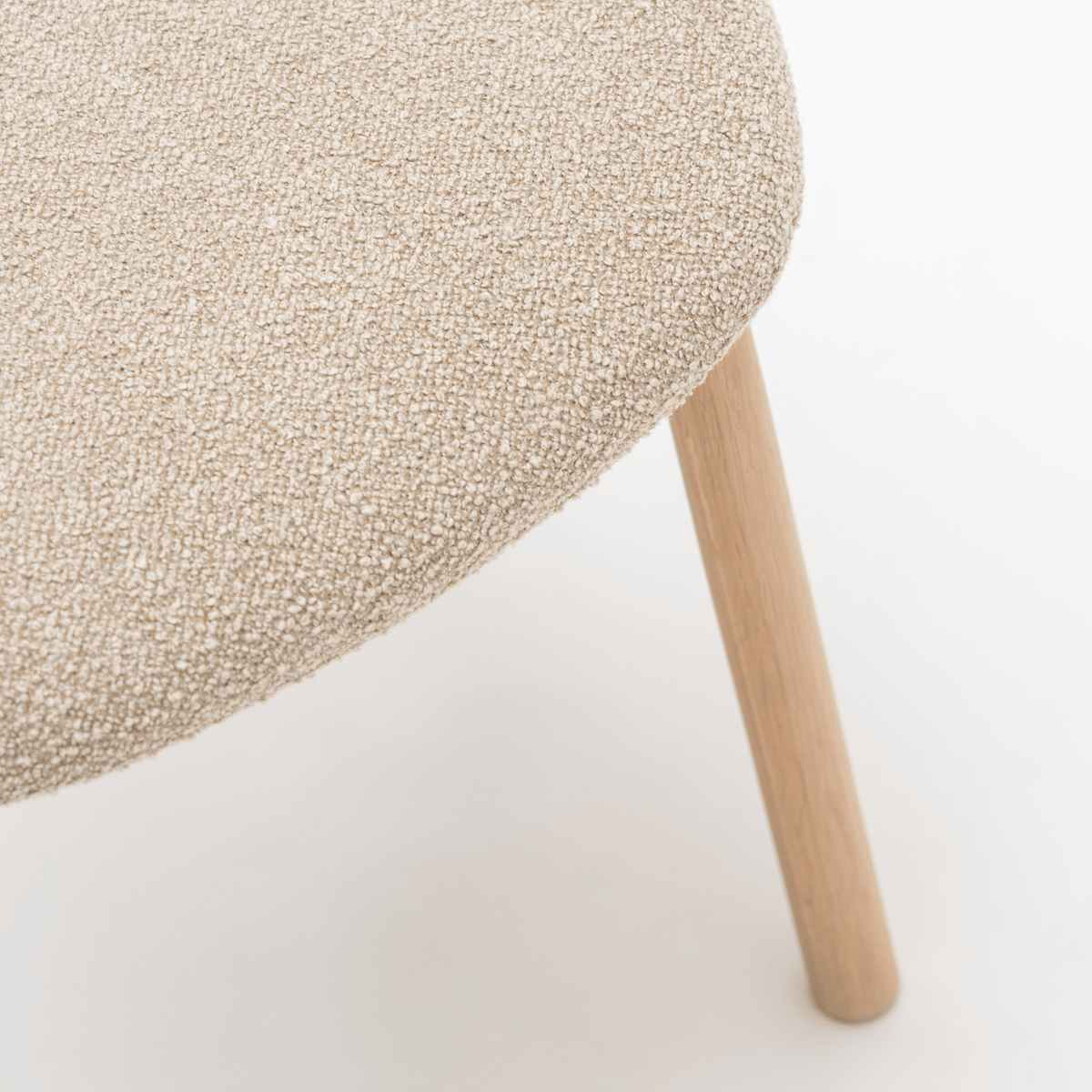 Com Chair - Blonde Oak & Fleece Fawn - Dining Chairs Tolv Loom Collection Dubai