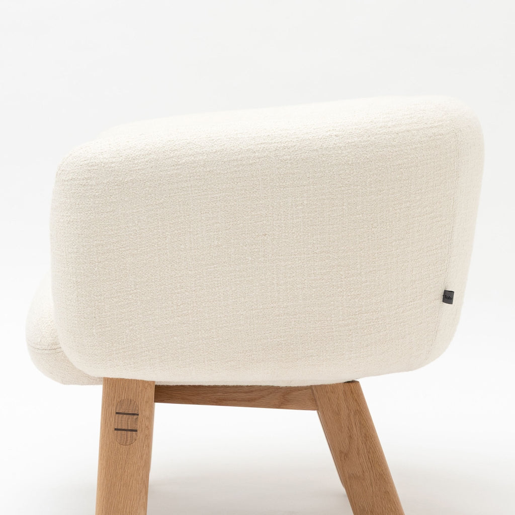 Copal Chair - Light Oak & Cobbler Panna Cotta - Accent Chairs Tolv Loom Collection Dubai