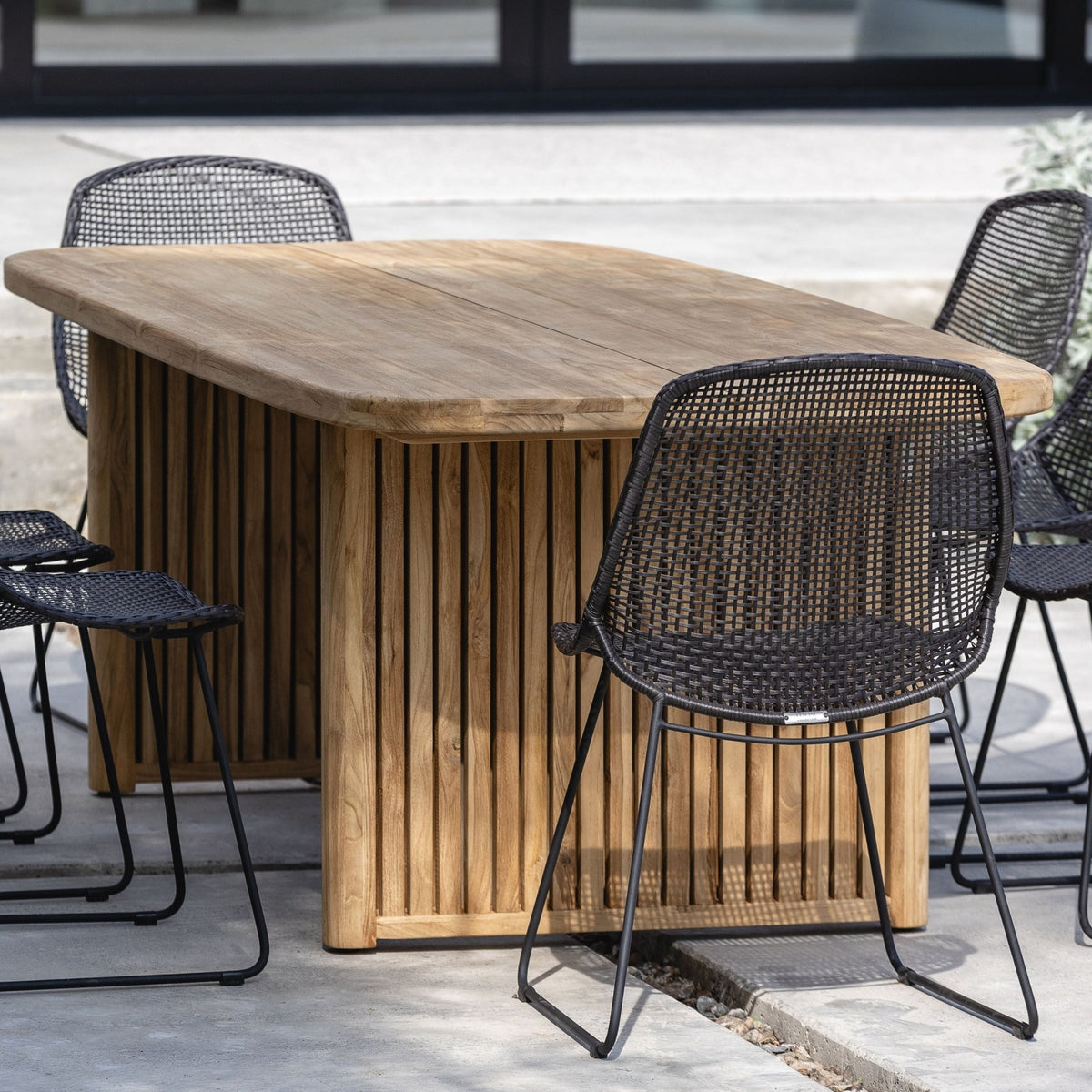 Corso Dining Table - Rectangular Dining Tables Loom Collection Loom Collection Dubai