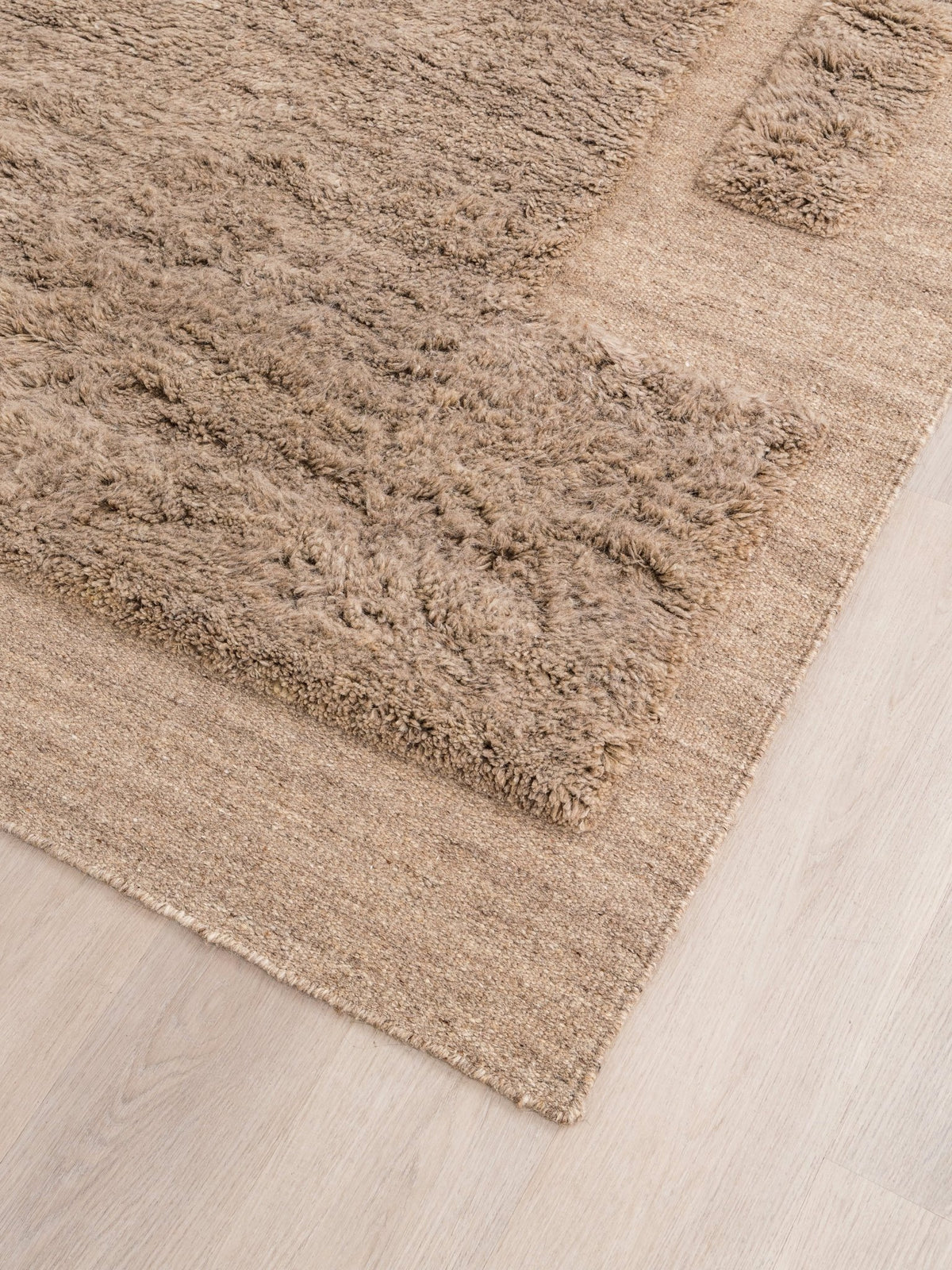 Cuadro Rug - Pecan