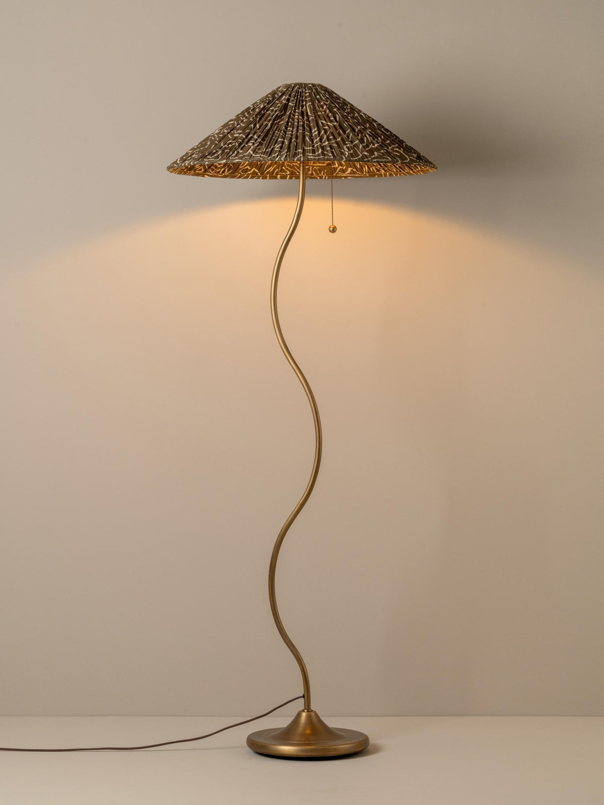 Dursley Floor Lamp - Lights&Lamps Loom Collection Dubai
