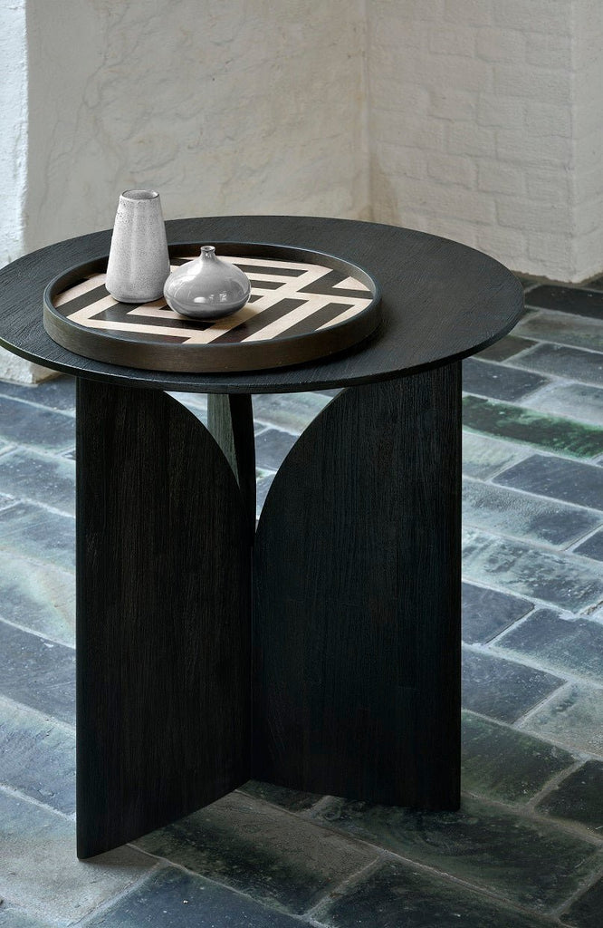 Fin Side Table - Varnished Teak - Black - Round - Loom Collection