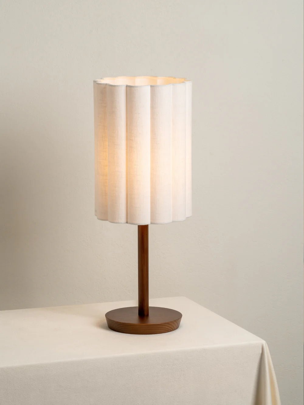 Folia Table Lamp - Table Lamps Lights&Lamps Loom Collection Dubai