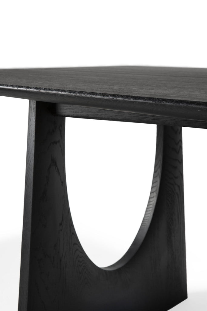 Geometric Side Table - Varnished Oak - Black - Round - Loom Collection