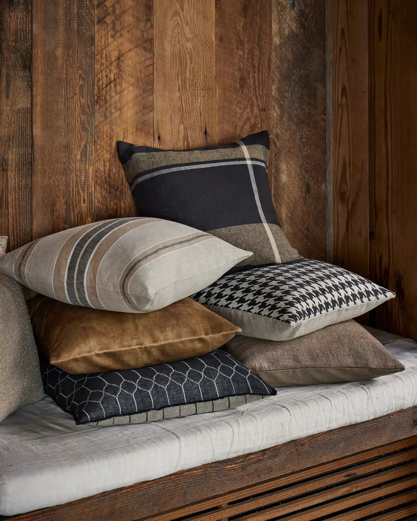 Giovanni 50Cm Cushion - Midnight - Loom Collection