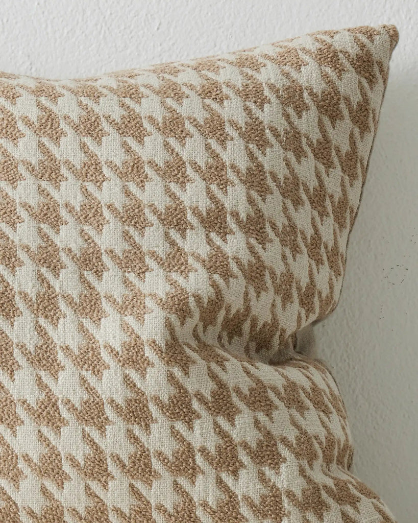 Giovanni 50Cm Cushion - Oatmeal - Loom Collection
