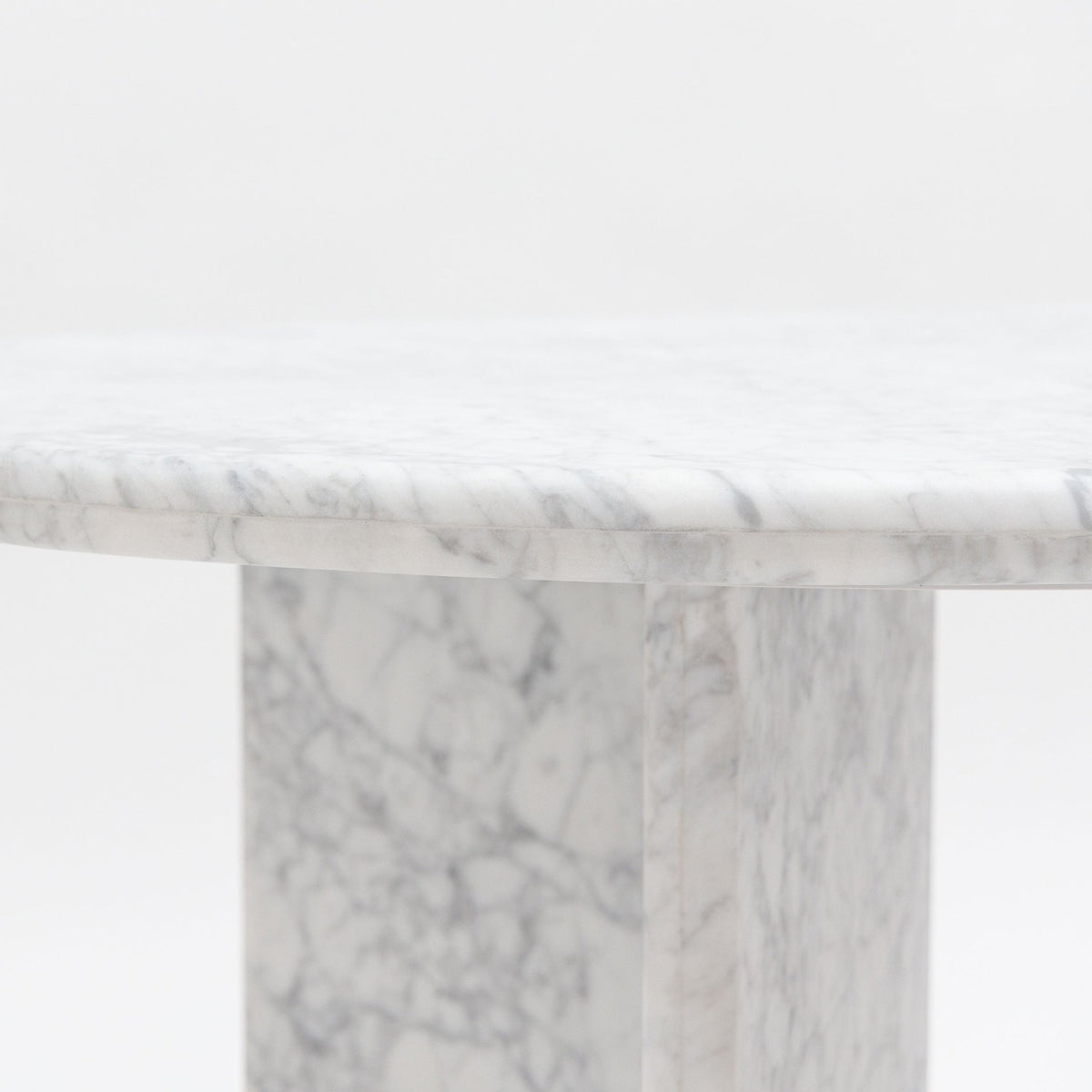 Haven Dining Table - Oval Dining Tables Loom Collection Loom Collection Dubai